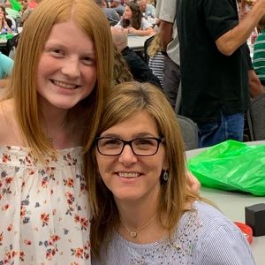 Meet your Posher, April